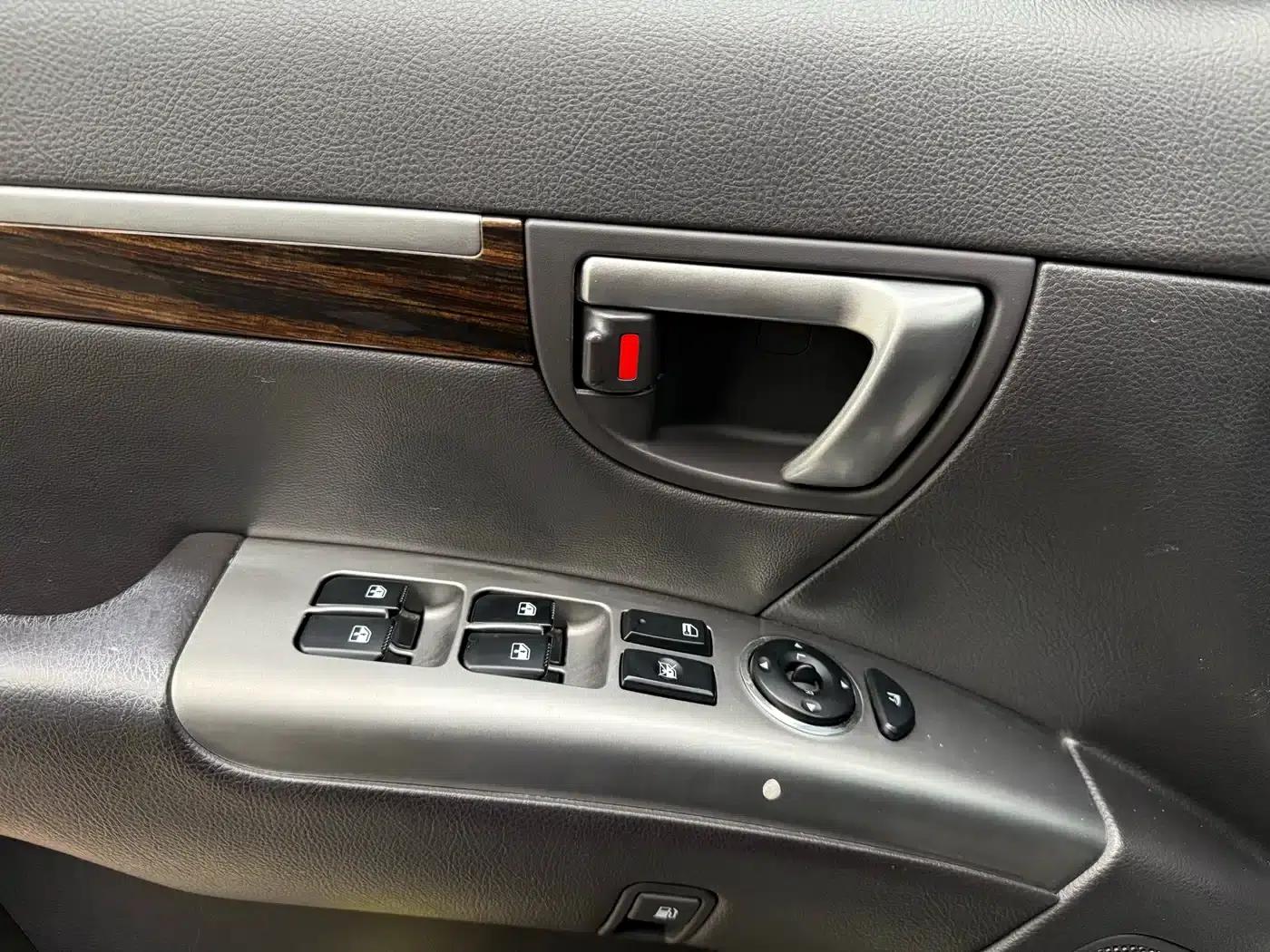 Santa Fe Classic 2010 2.4 Luxury Edition 7-Seat 4WD — миниатюра 16