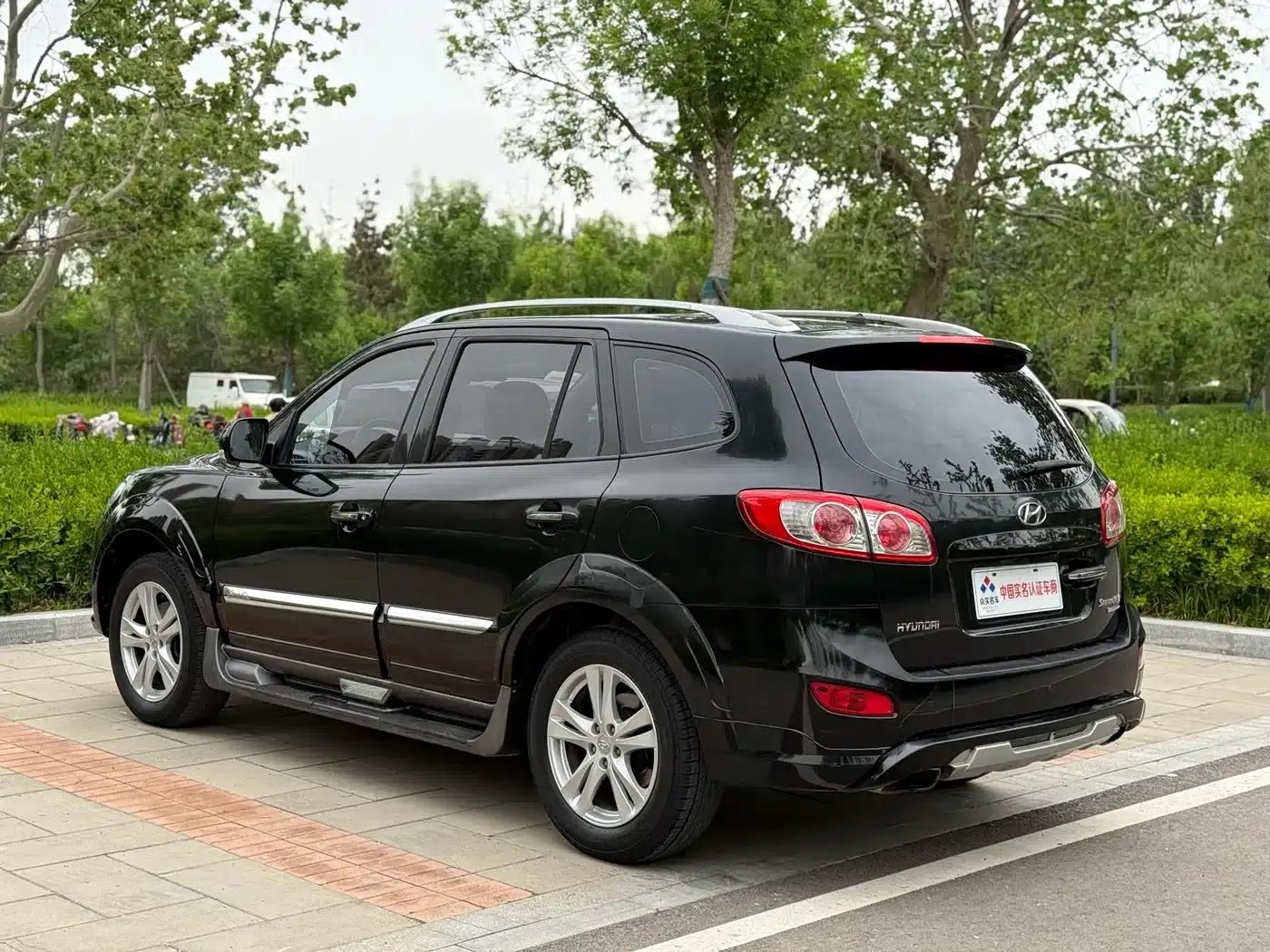 Santa Fe Classic 2010 2.4 Luxury Edition 7-Seat 4WD — миниатюра 19