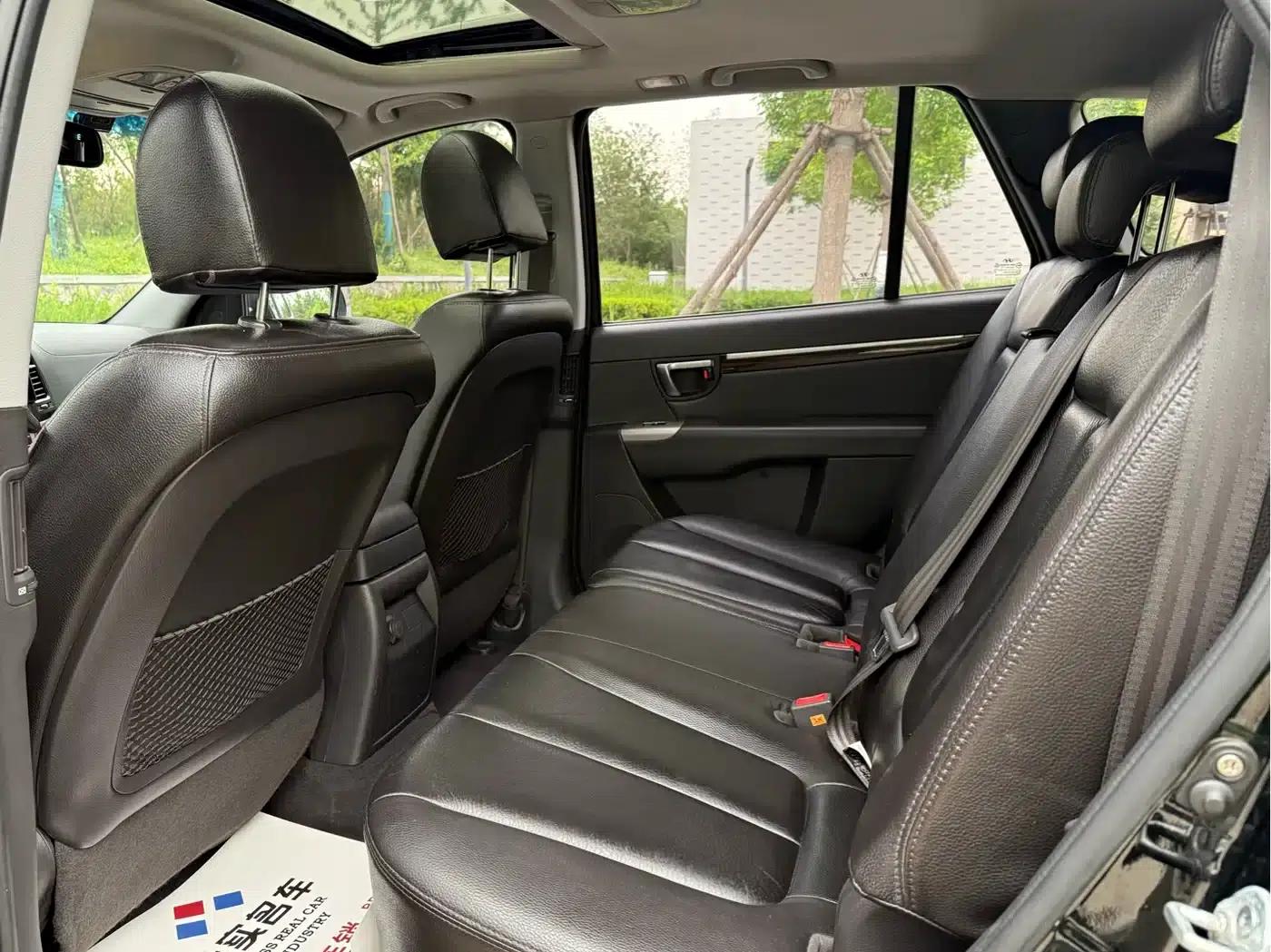 Santa Fe Classic 2010 2.4 Luxury Edition 7-Seat 4WD — миниатюра 7