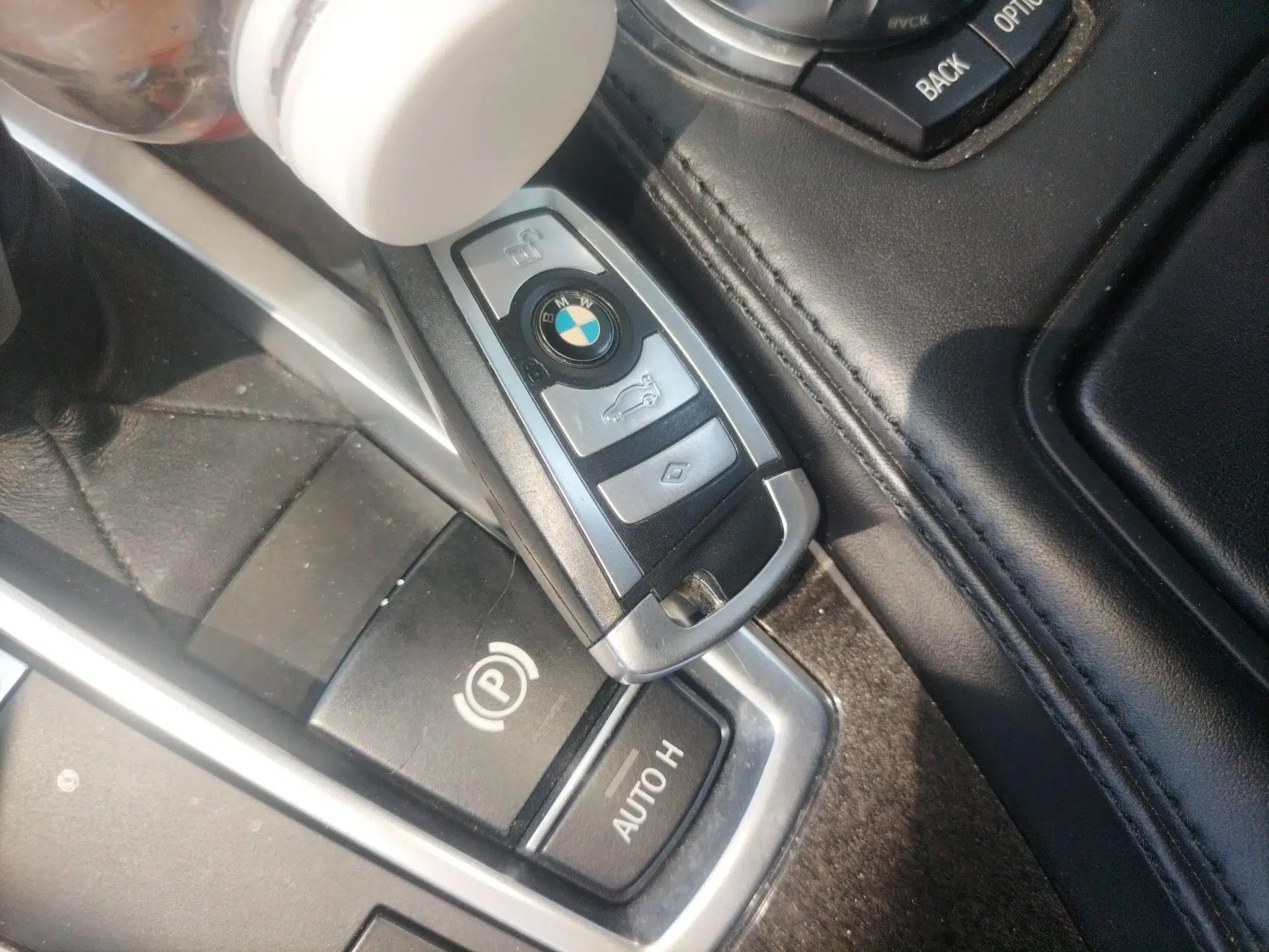BMW 6 Series 2013 Facelift 640i Gran Coupe — миниатюра 9