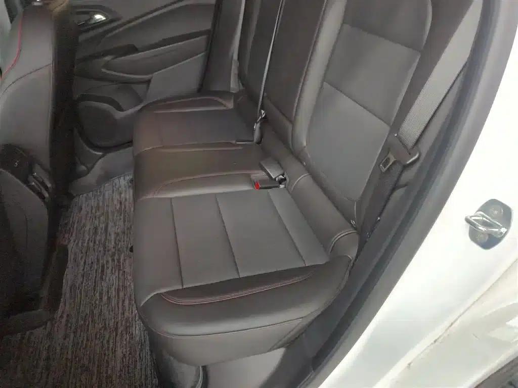 2022 Geely Xingmairo 1.5T CVT RS Bee Edition — миниатюра 17