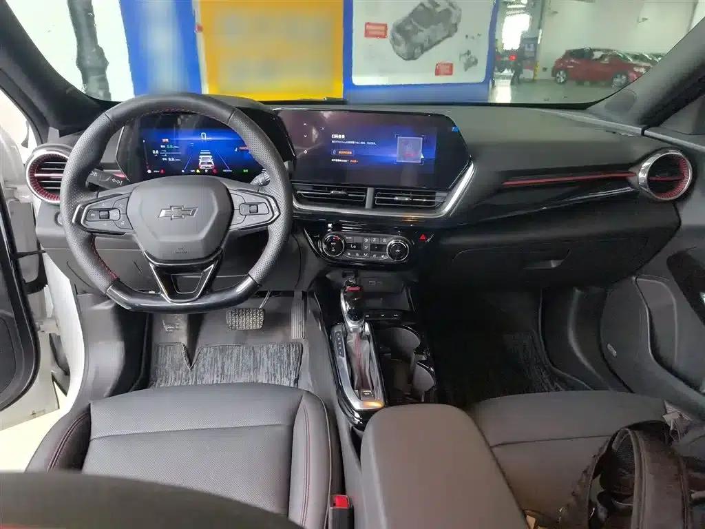 2022 Geely Xingmairo 1.5T CVT RS Bee Edition — миниатюра 10