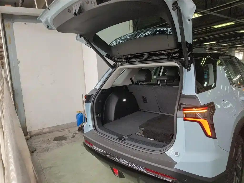 2024 Chevrolet Equinox Plus 102km RS Ultimate Edition — миниатюра 19