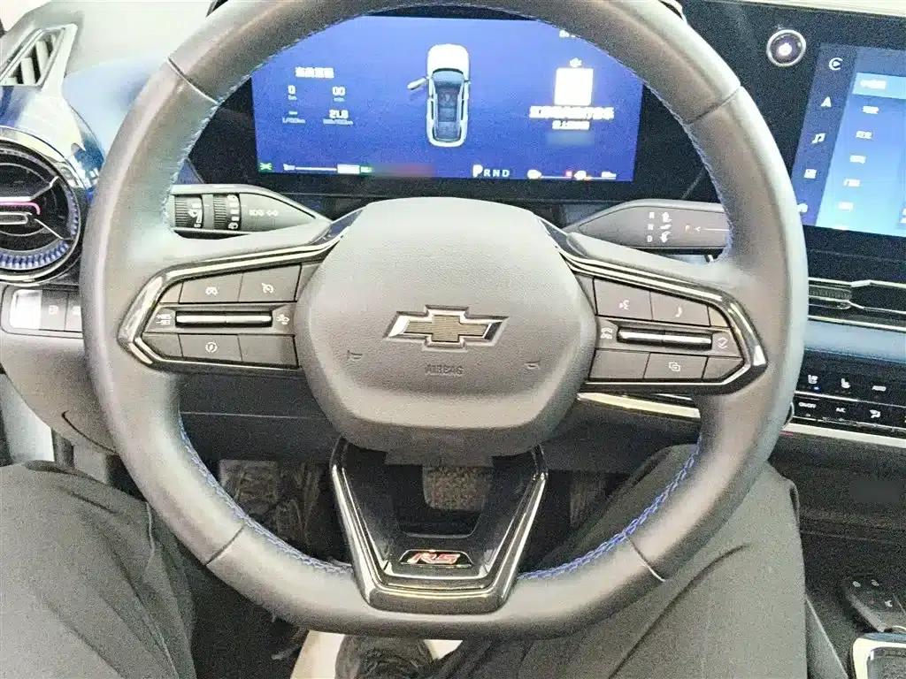2024 Chevrolet Equinox Plus 102km RS Ultimate Edition — миниатюра 11