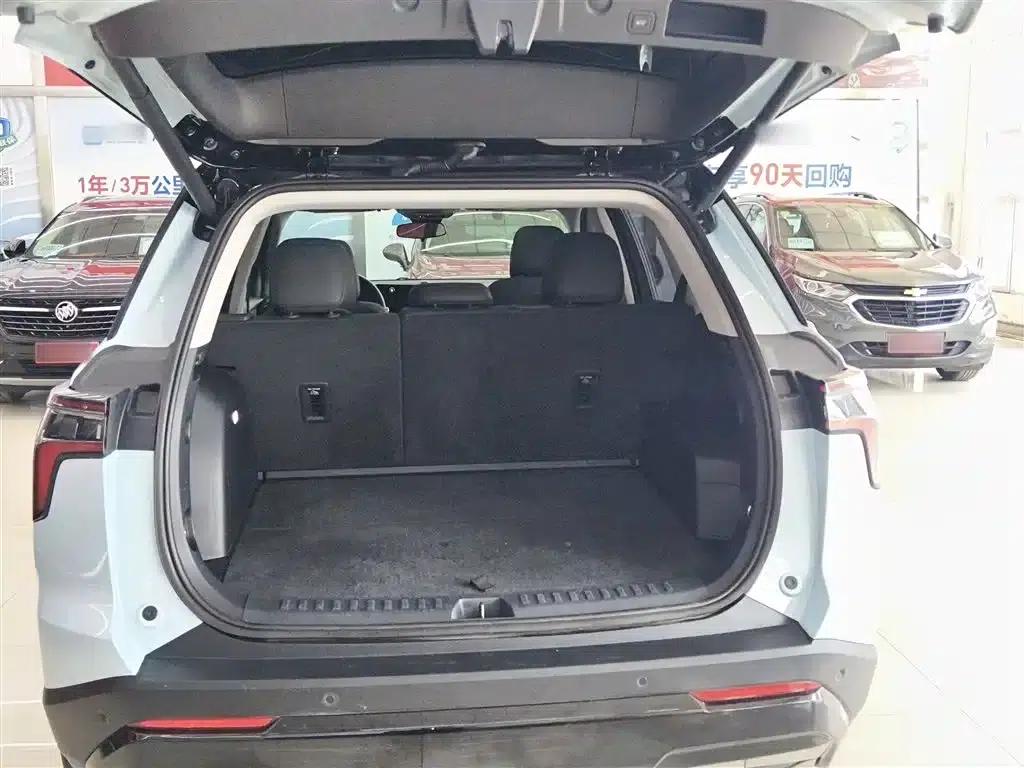 2024 Chevrolet Equinox Plus 102km RS Ultimate Edition — миниатюра 19