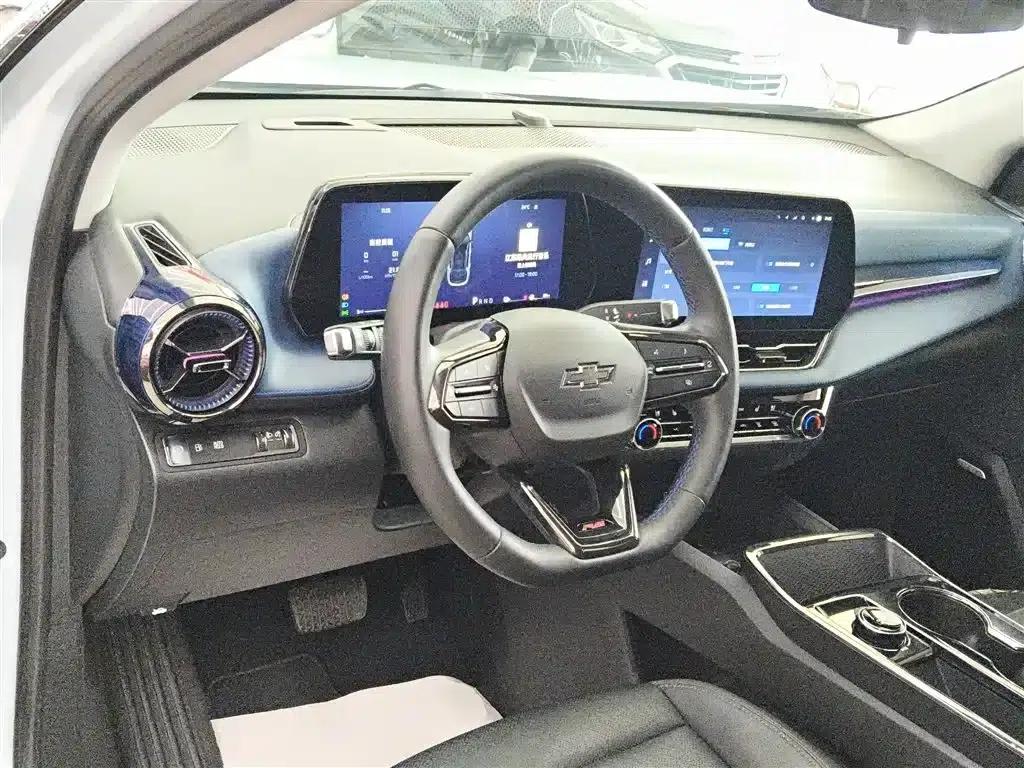 2024 Chevrolet Equinox Plus 102km RS Ultimate Edition — миниатюра 10