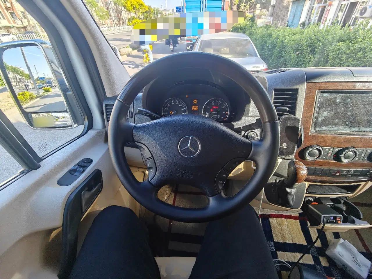 Mercedes-Benz Sprinter  — миниатюра 11