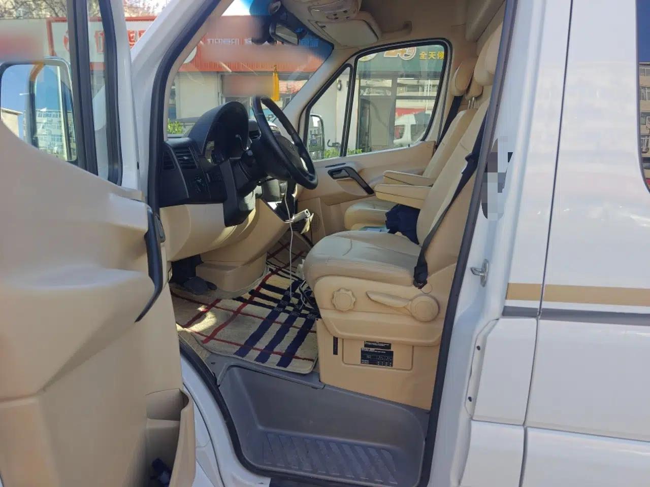 Mercedes-Benz Sprinter  — миниатюра 16