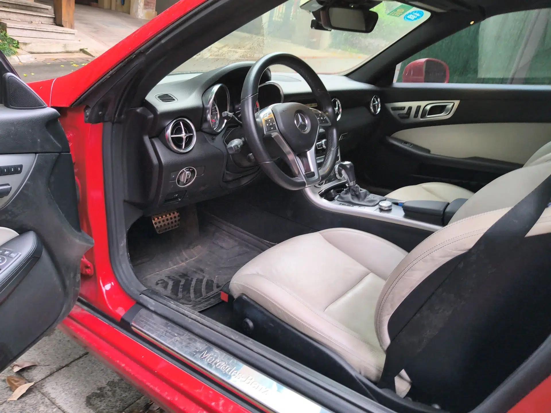 Mercedes-Benz SLK-Class 2011 SLK 200 Fashion Model — миниатюра 17