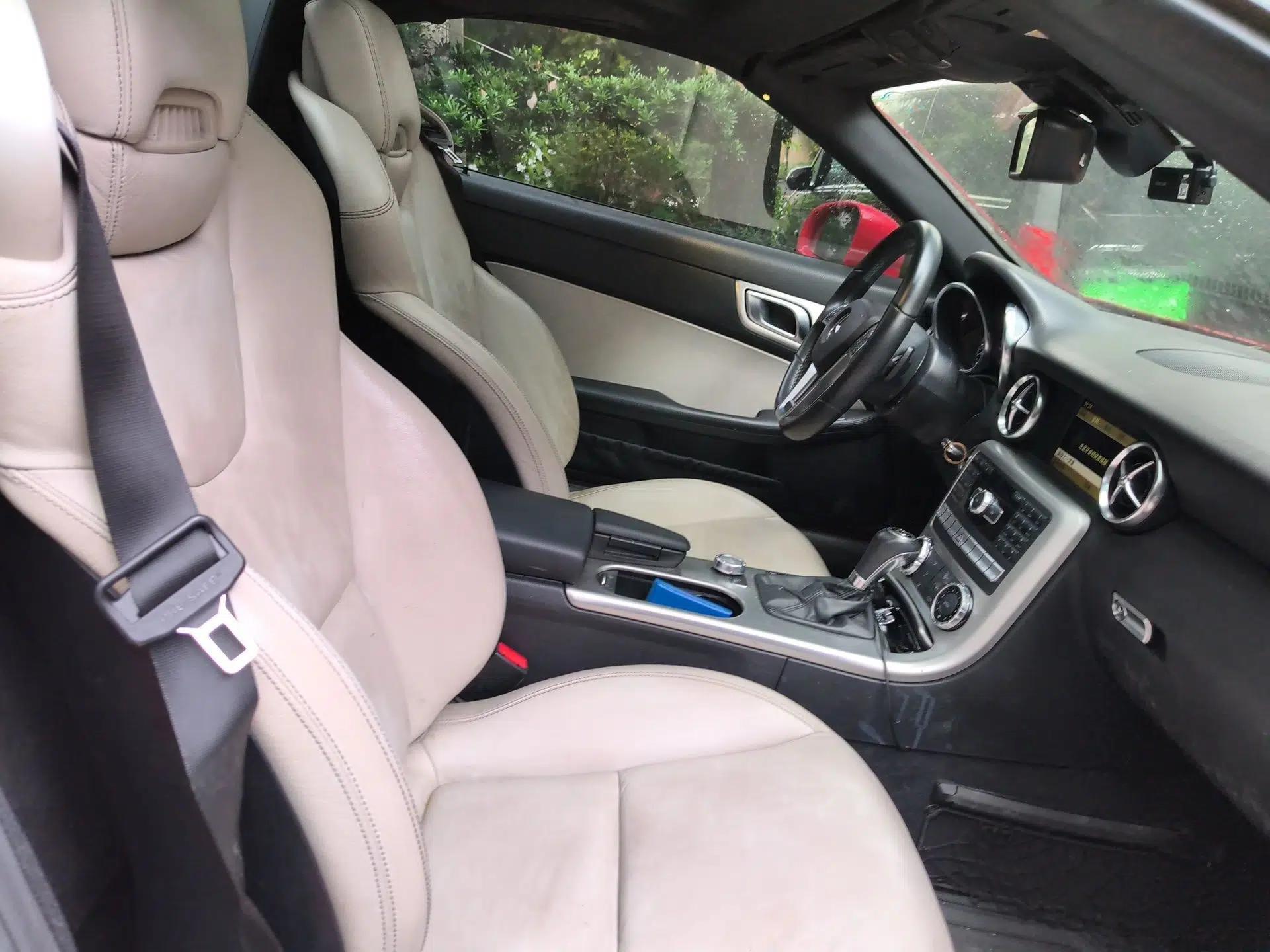 Mercedes-Benz SLK-Class 2011 SLK 200 Fashion Model — миниатюра 18