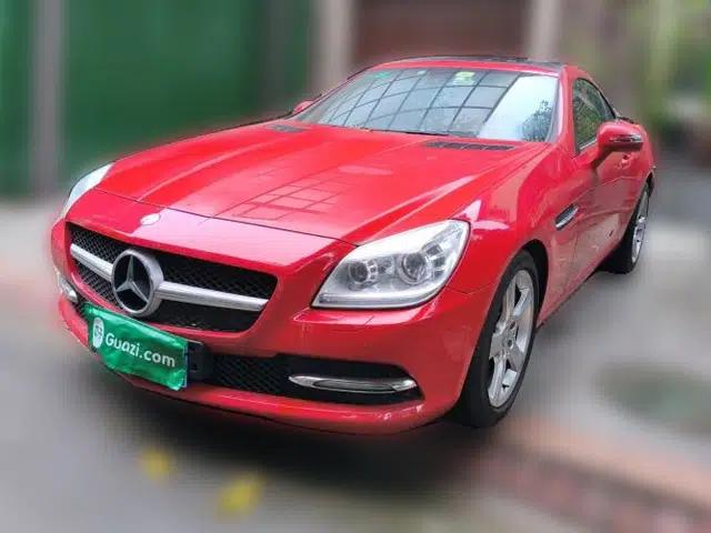 Mercedes-Benz SLK-Class 2011 SLK 200 Fashion Model