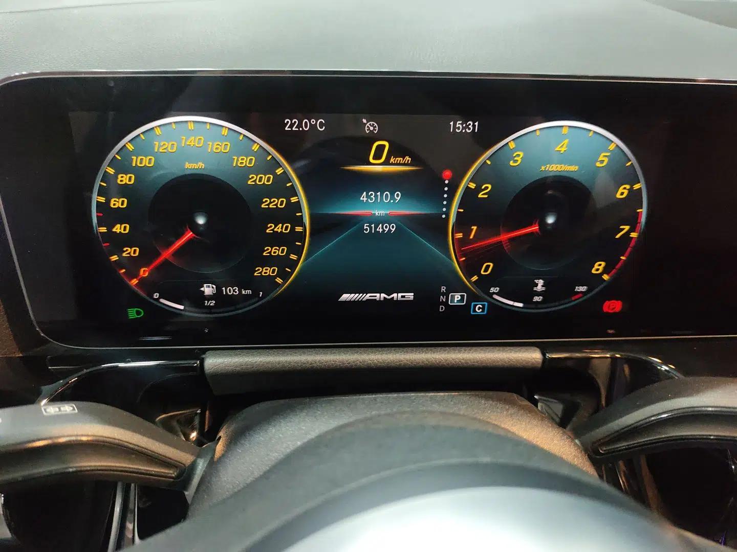 Mercedes-Benz GLA AMG 2021 AMG GLA 35 4MATIC — миниатюра 15