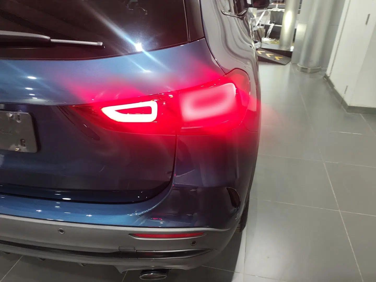 Mercedes-Benz GLA AMG 2021 AMG GLA 35 4MATIC — миниатюра 7