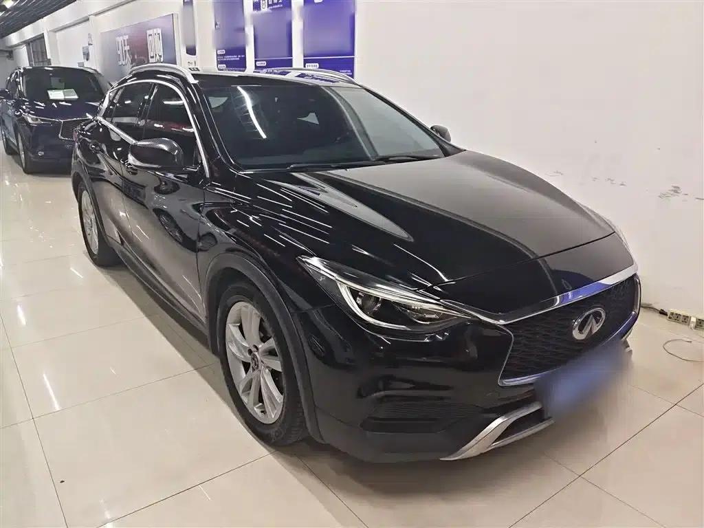 Infiniti QX30 2017 1.6T 2WD Fashion Edition — миниатюра 4