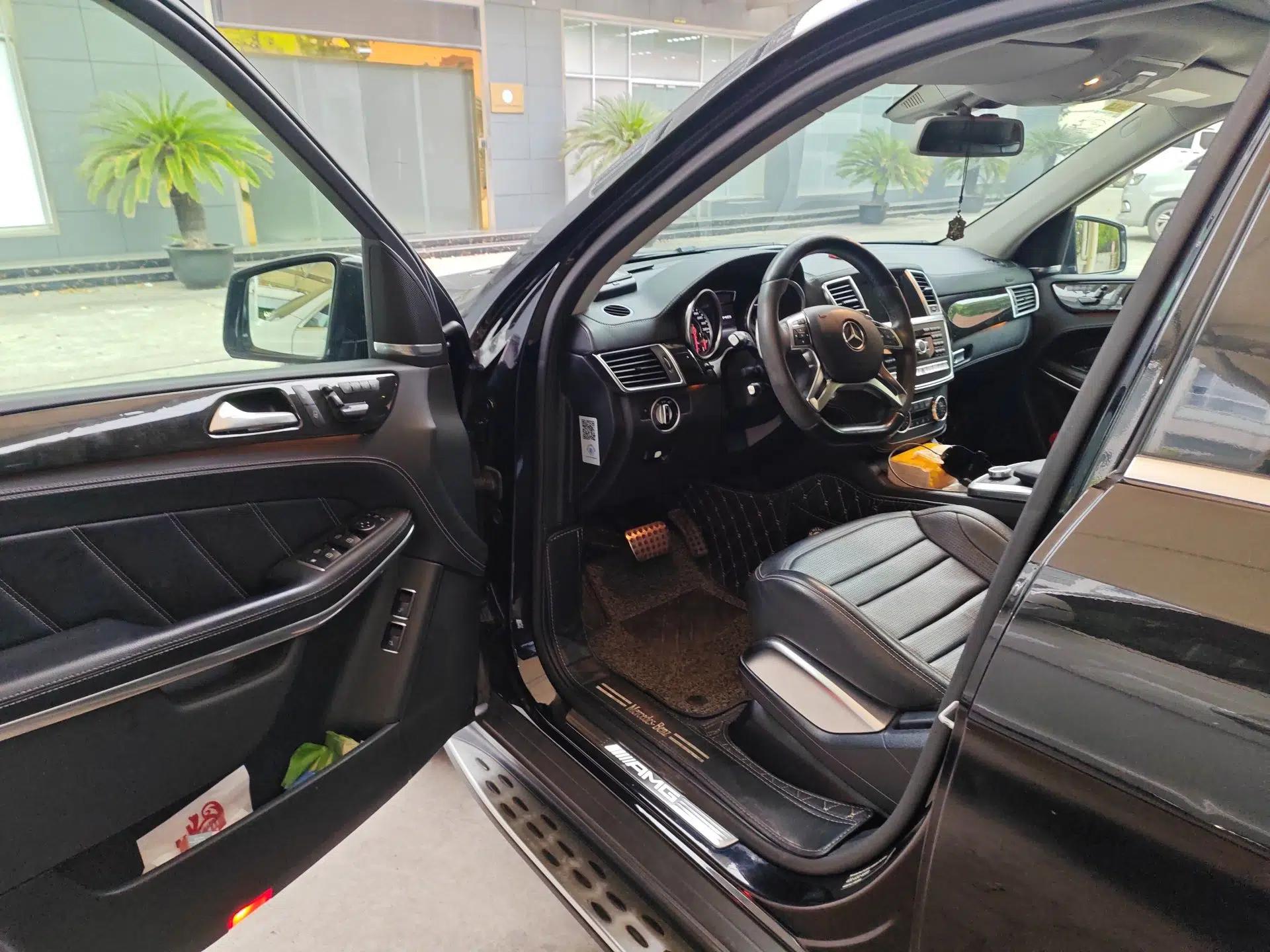 Mercedes-Benz GL-Class AMG 2014 AMG GL 63 — миниатюра 17