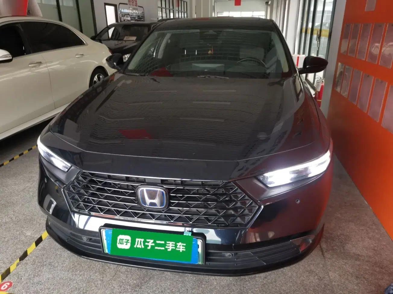 Honda Accord New Energy 2023 2.0L ePHEV Prestige Edition — миниатюра 2