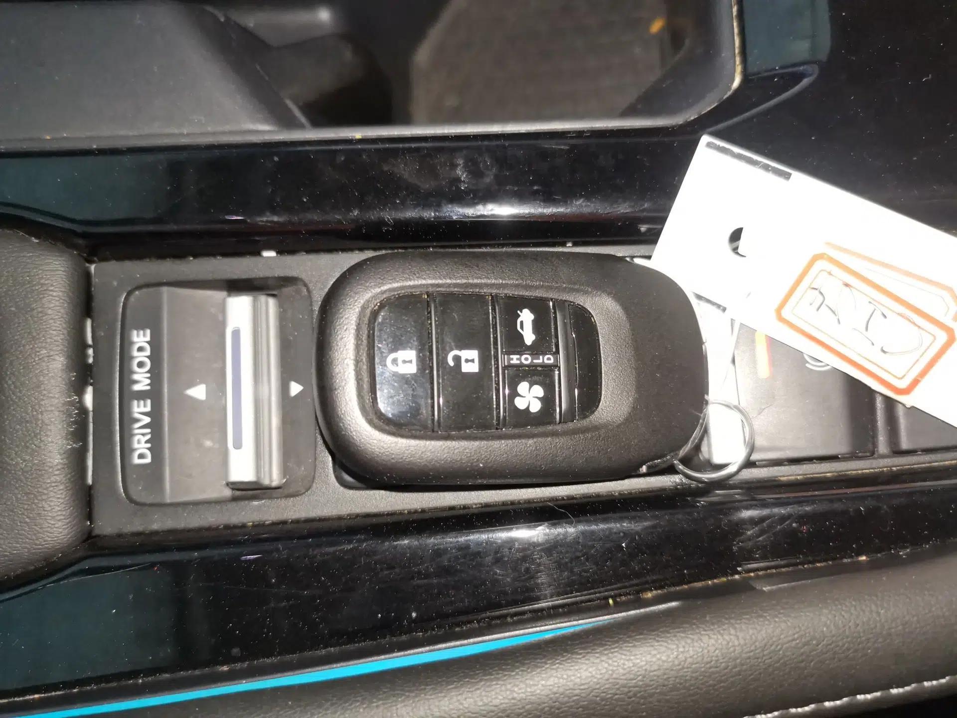 Honda Accord New Energy 2023 2.0L ePHEV Prestige Edition — миниатюра 12