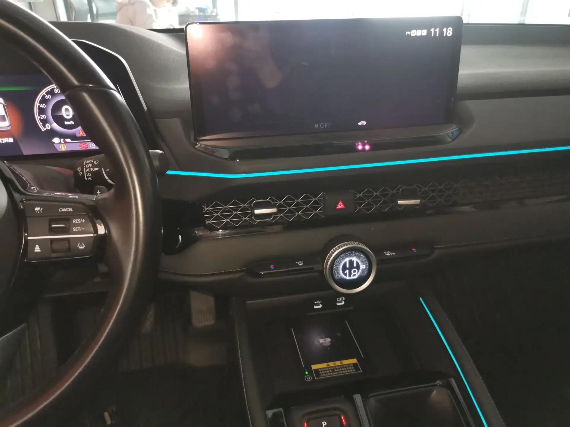 Honda Accord New Energy 2023 2.0L ePHEV Prestige Edition — миниатюра 16