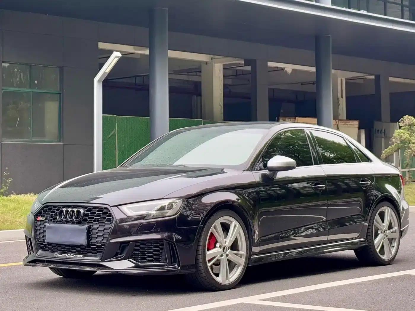 Audi RS 3 2017 RS 3 2.5T Limousine — миниатюра 2