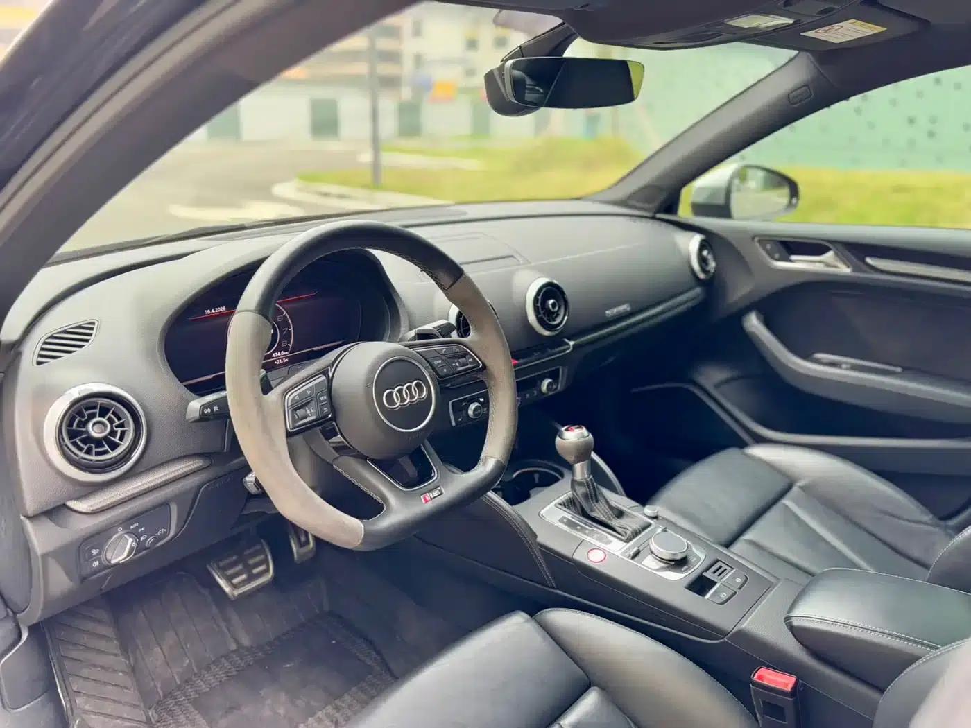 Audi RS 3 2017 RS 3 2.5T Limousine — миниатюра 4