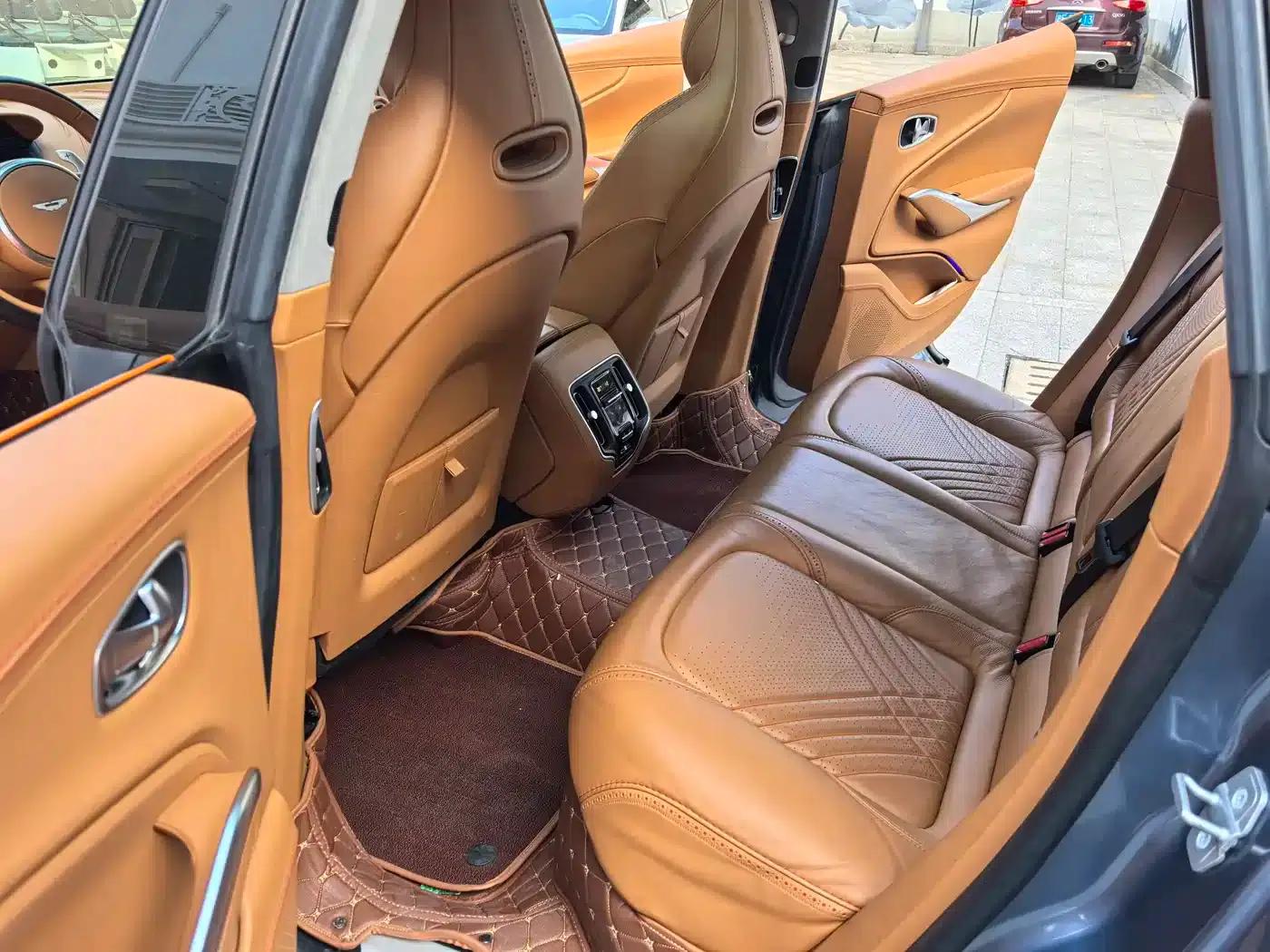 2022 Aston Martin DBX 4.0T V8 — миниатюра 19