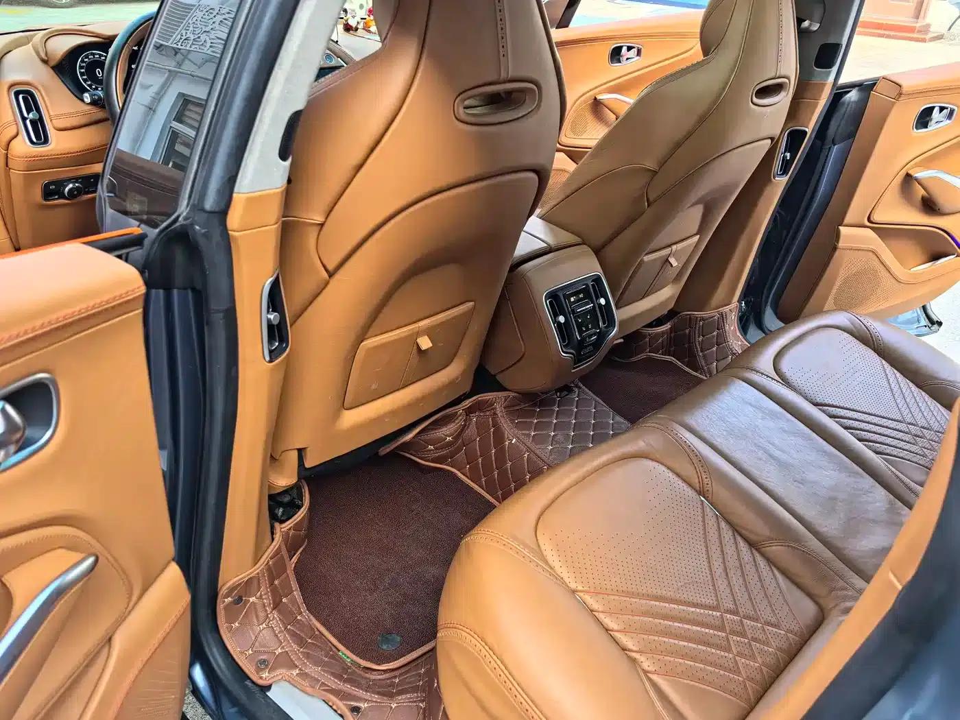 2022 Aston Martin DBX 4.0T V8 — миниатюра 20
