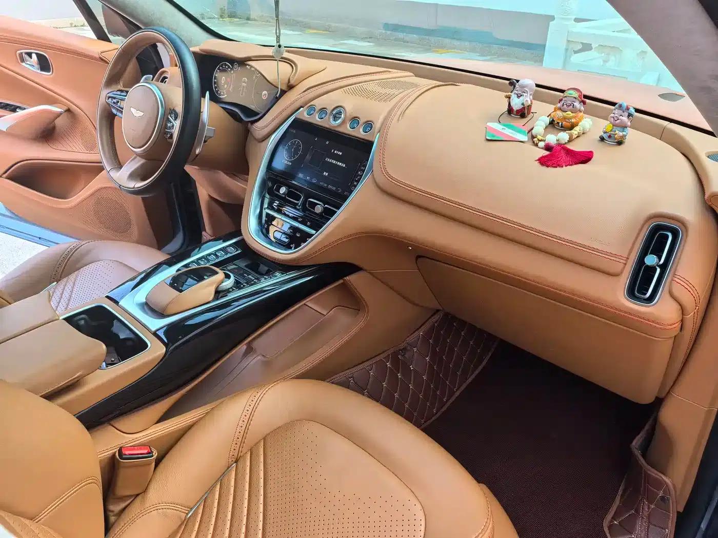 2022 Aston Martin DBX 4.0T V8 — миниатюра 32