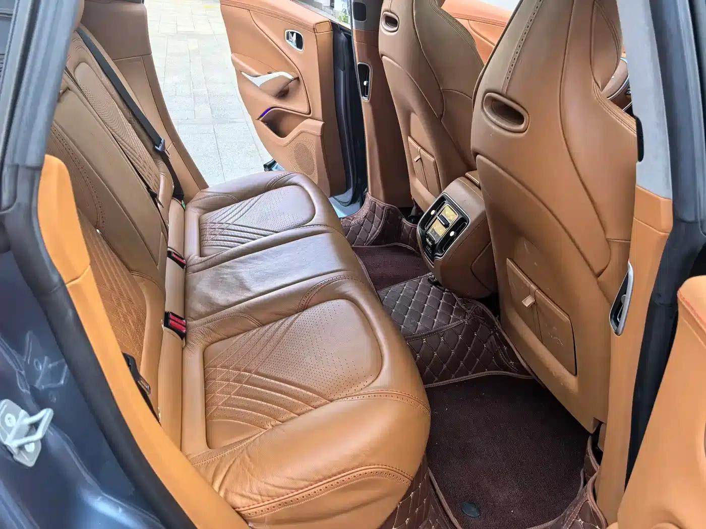 2022 Aston Martin DBX 4.0T V8 — миниатюра 34