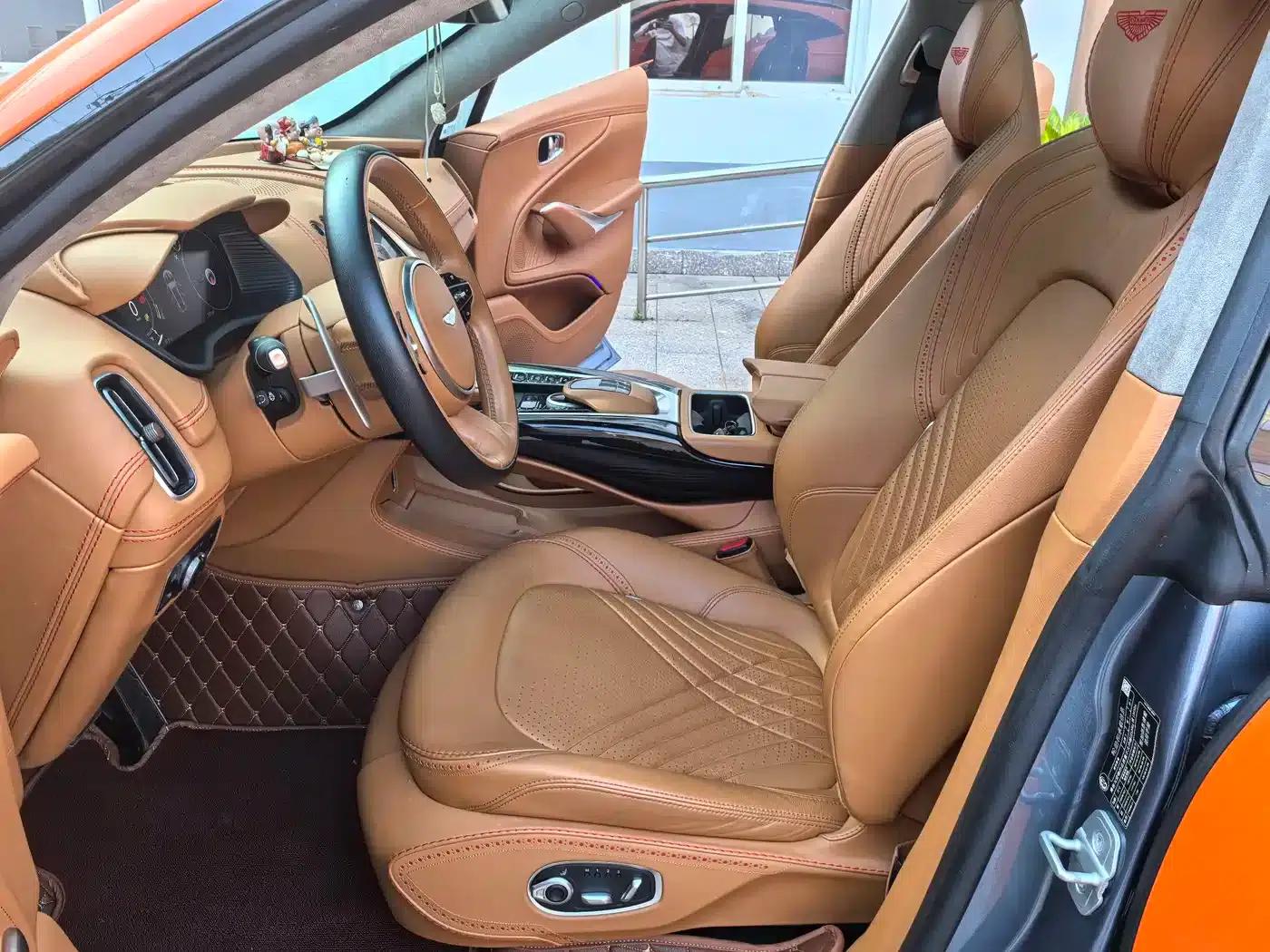 2022 Aston Martin DBX 4.0T V8 — миниатюра 35