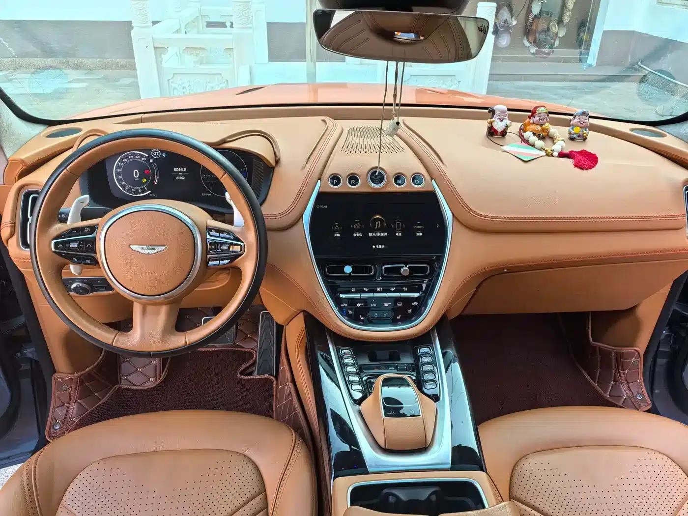 2022 Aston Martin DBX 4.0T V8 — миниатюра 36