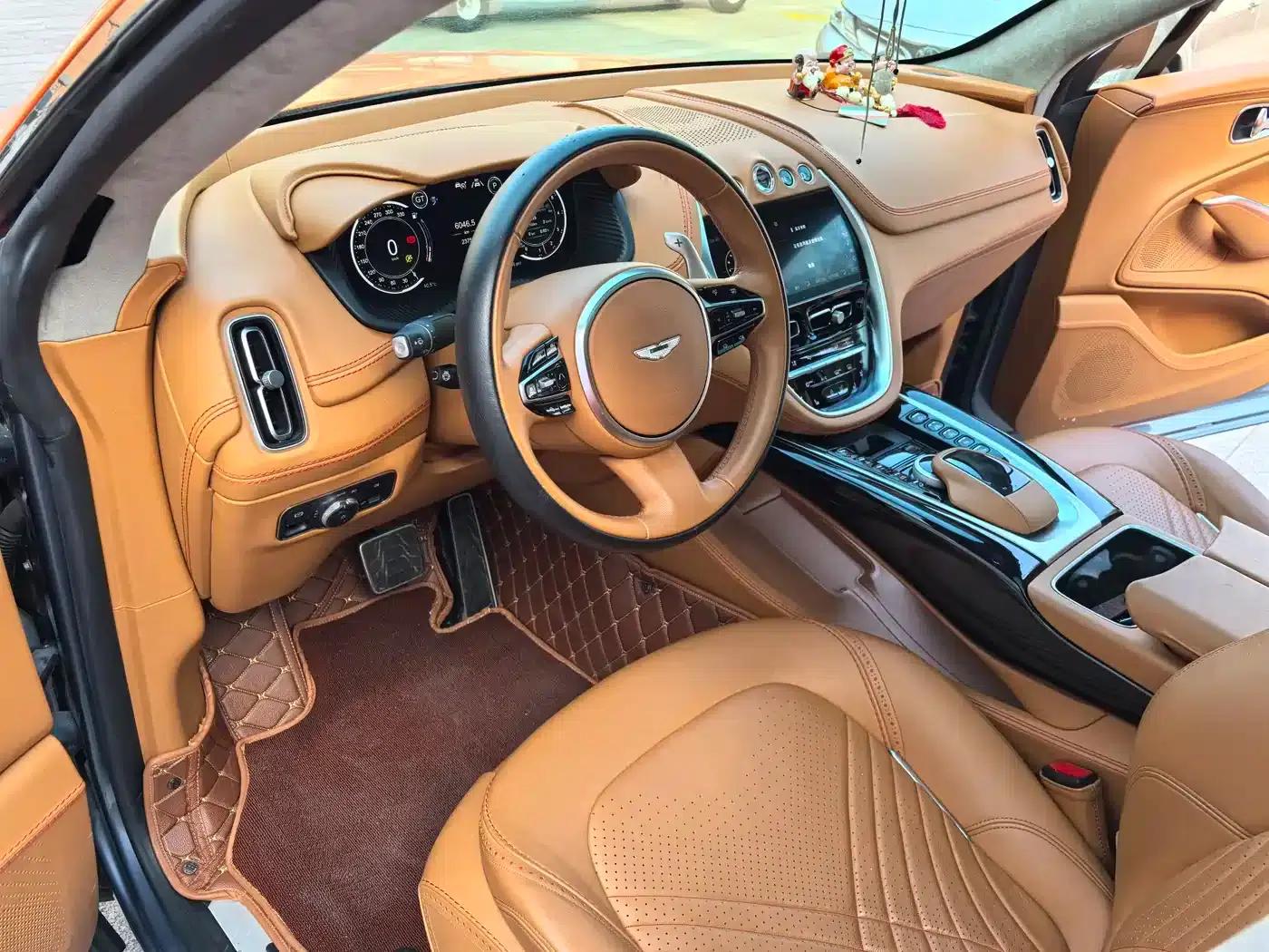 2022 Aston Martin DBX 4.0T V8 — миниатюра 8
