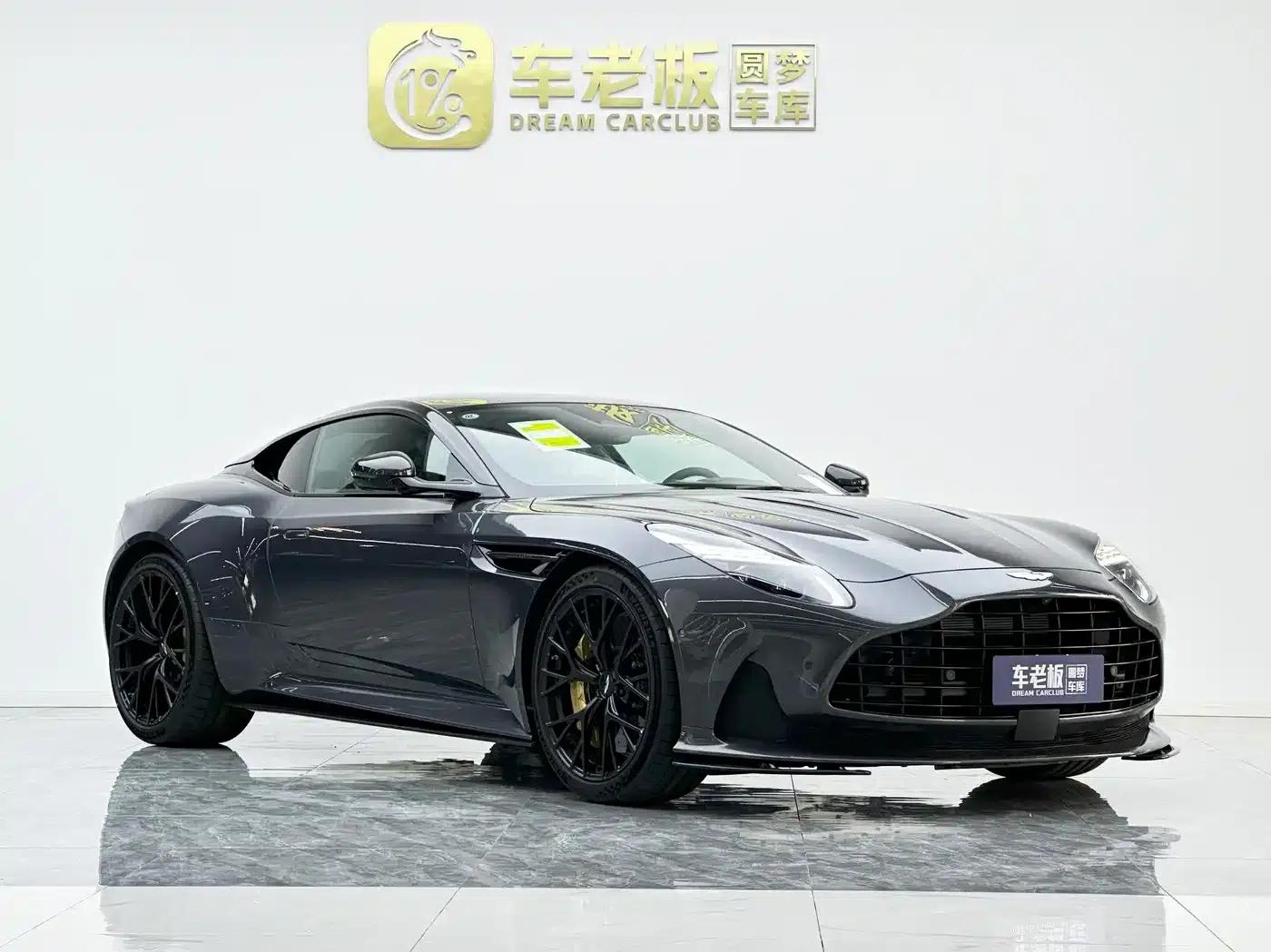 Aston Martin DB12 2025 4.0T V8 Coupe — миниатюра 3