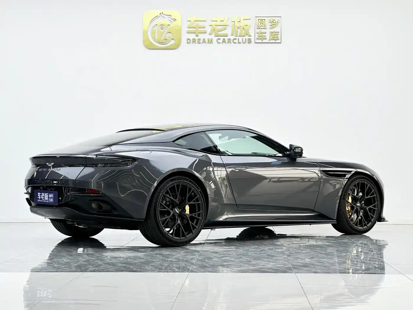 Aston Martin DB12 2025 4.0T V8 Coupe — миниатюра 4