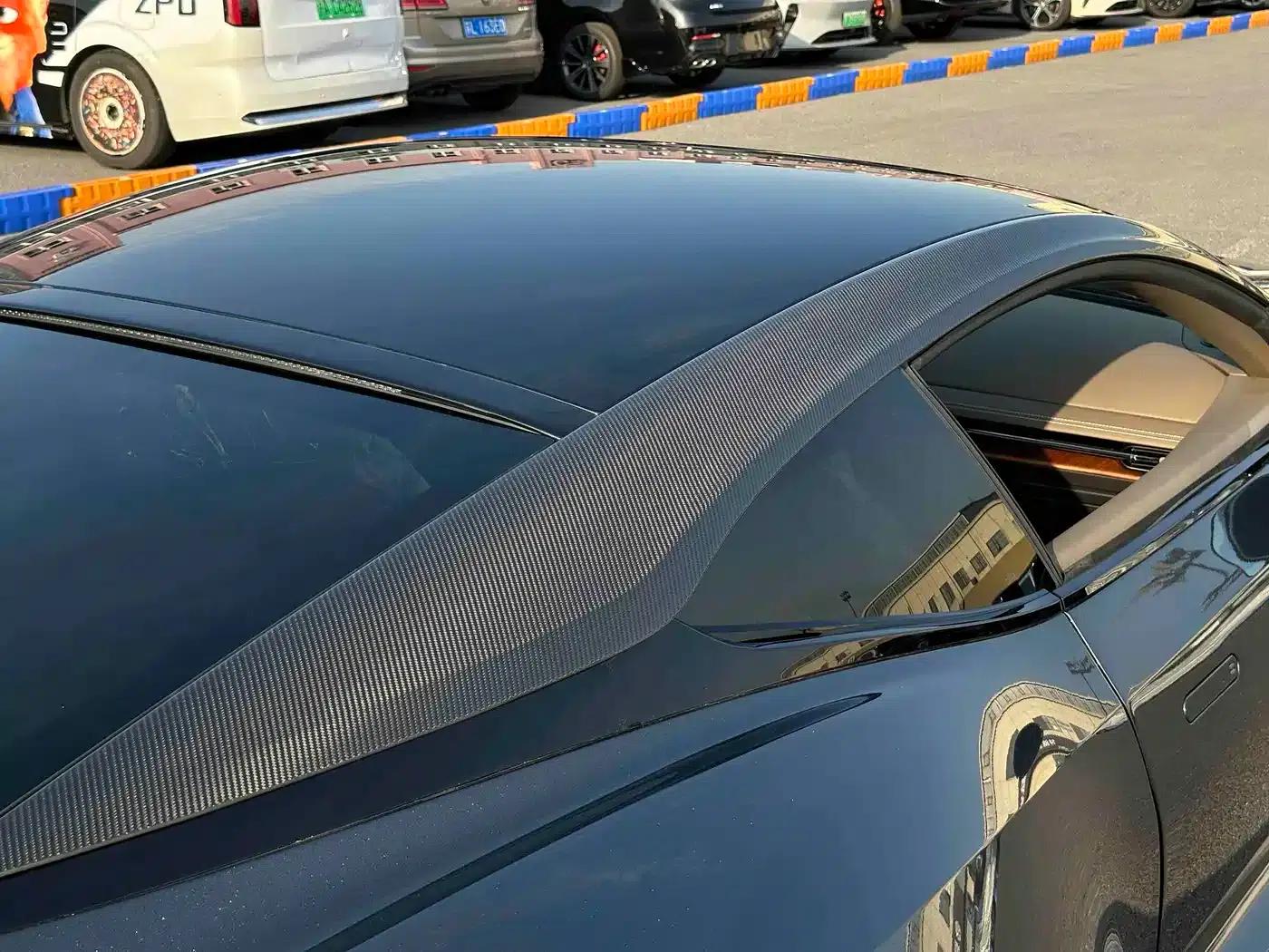 Aston Martin DB12 2025 4.0T V8 Coupe — миниатюра 10