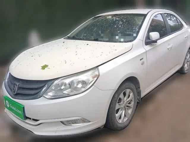 Baojun 630 2014 1.5L manual standard version