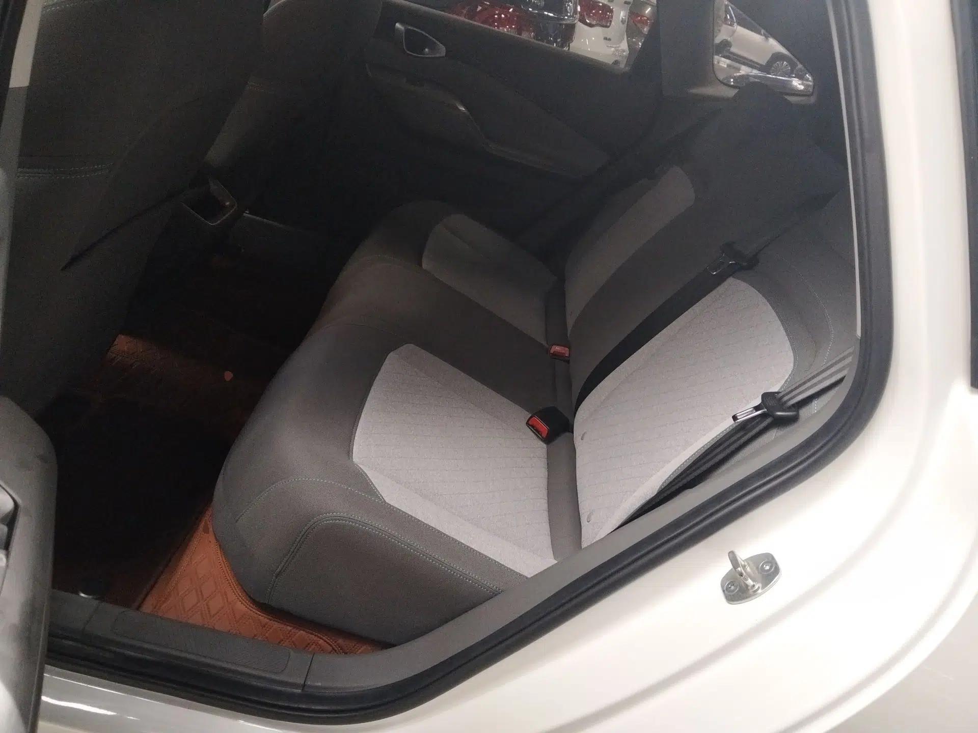 Baojun RC-5 2020 1.5L CVT Smart Elite Edition — миниатюра 20