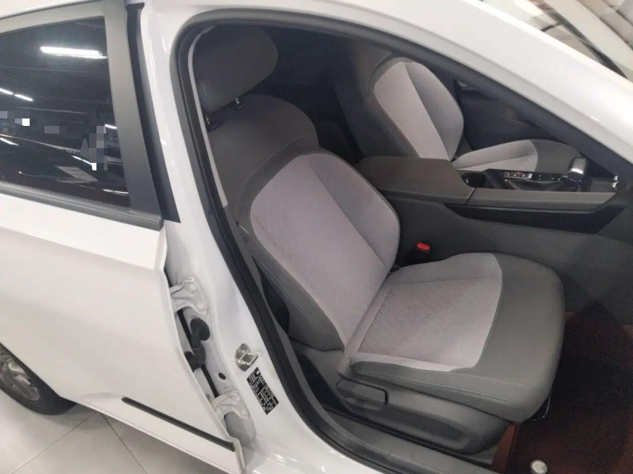 Baojun RC-5 2020 1.5L CVT Smart Elite Edition — миниатюра 23