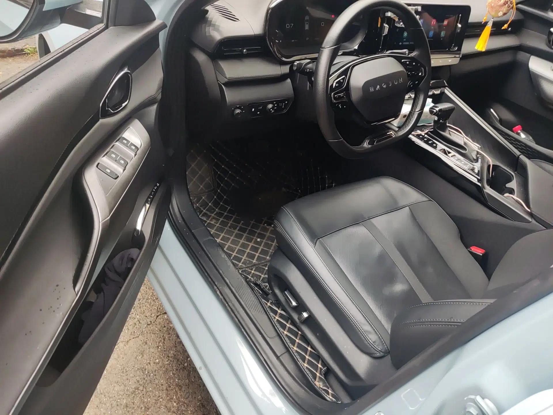Baojun Valli 2021 1.5T Naqu Starry Sky CVT Flagship Model — миниатюра 19