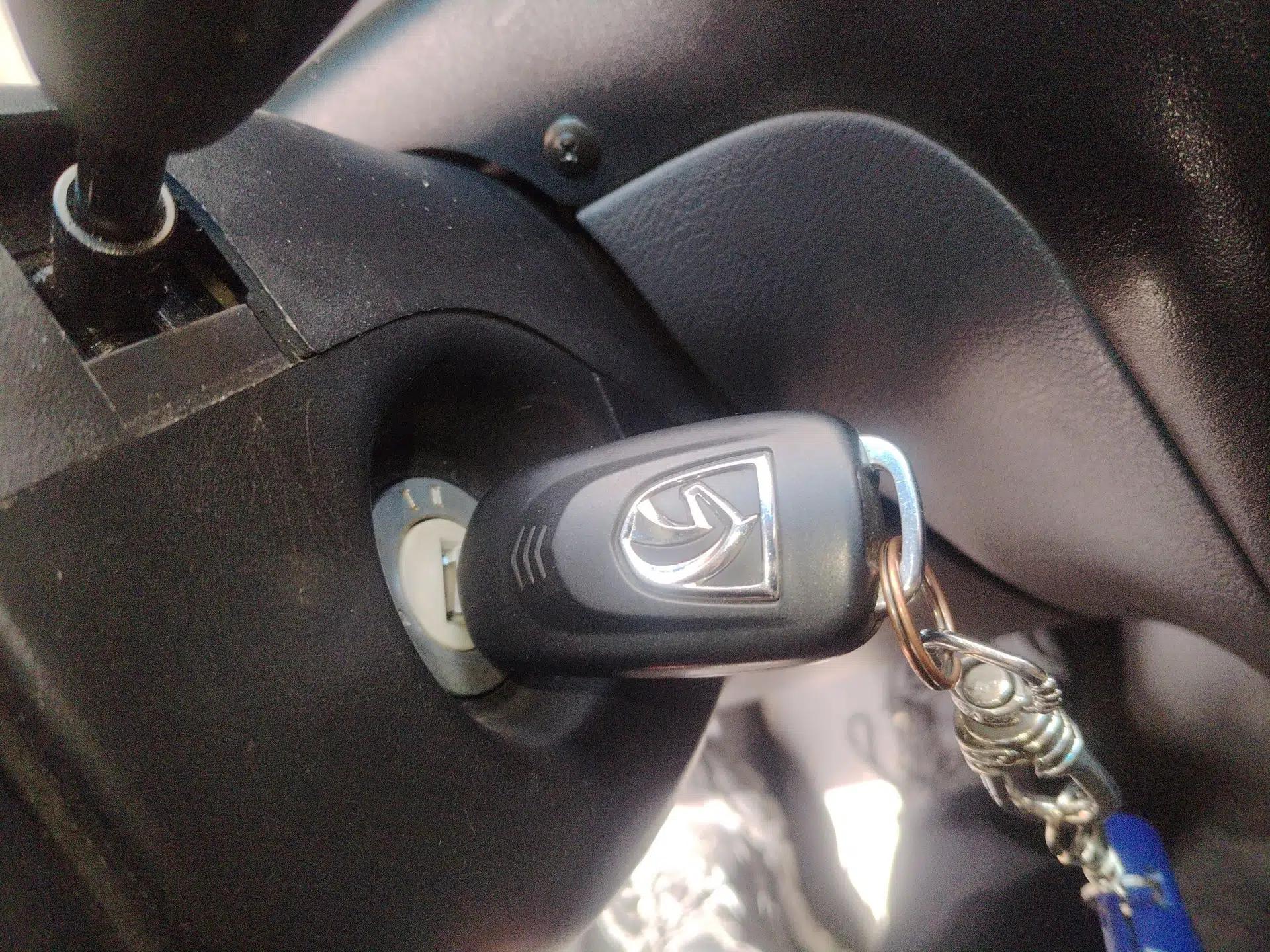 Baojun Lechi 2012 Revised 1.0L Manual P-TEC Standard Edition — миниатюра 9