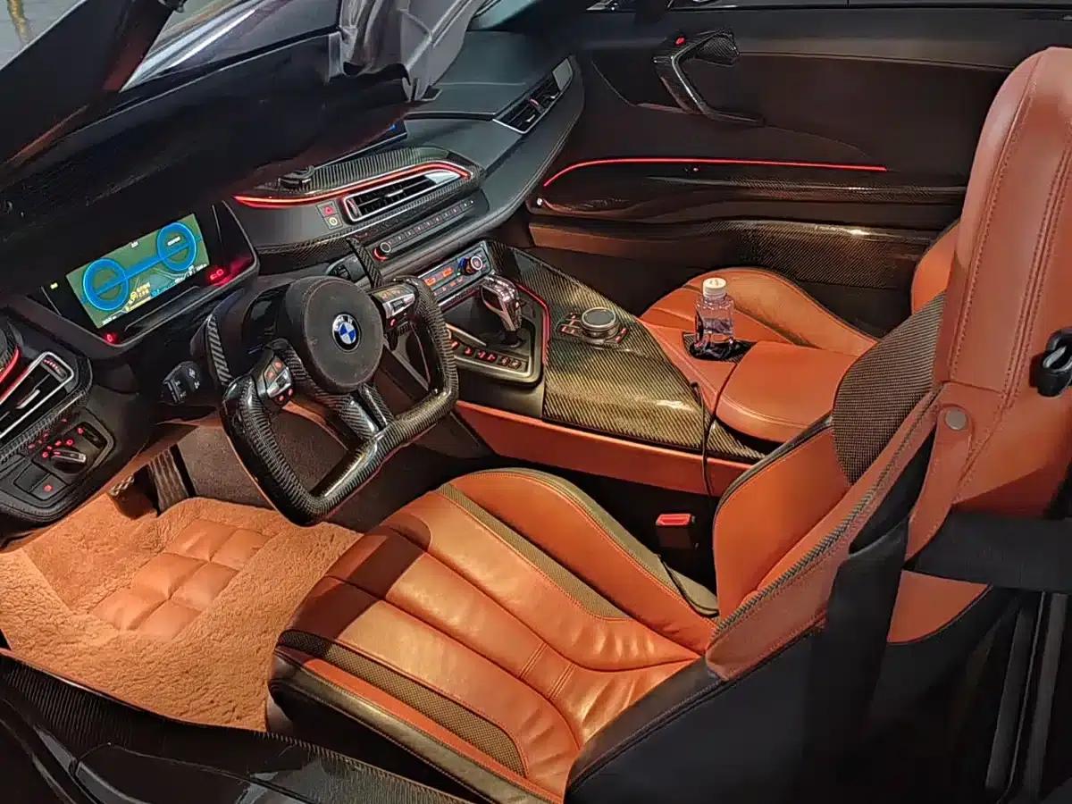 BMW i8 2019 Convertible — миниатюра 5