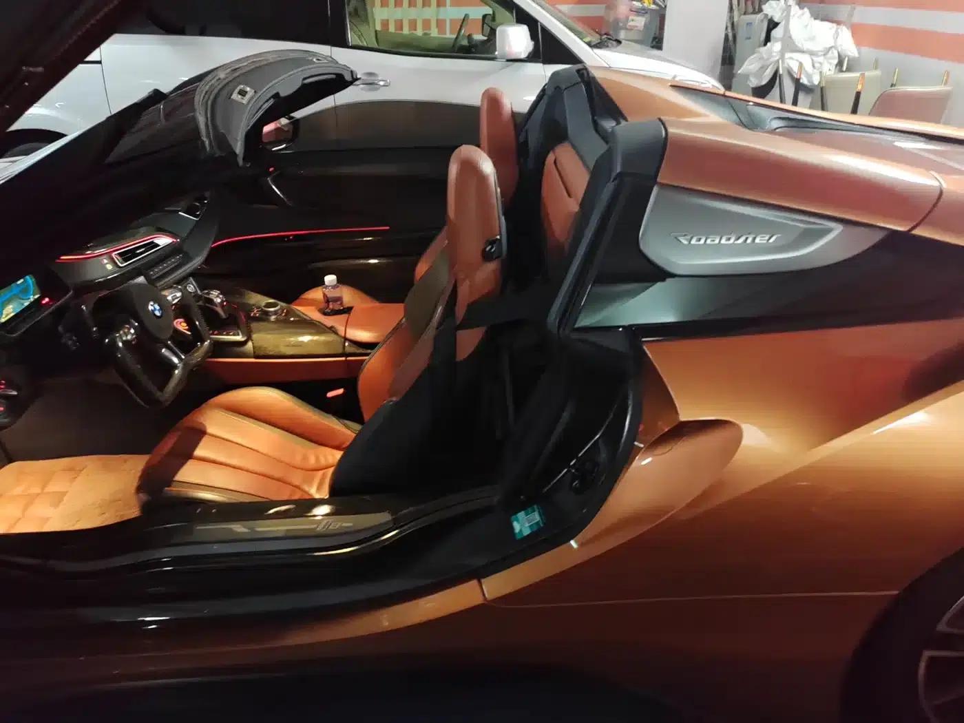 BMW i8 2019 Convertible — миниатюра 6