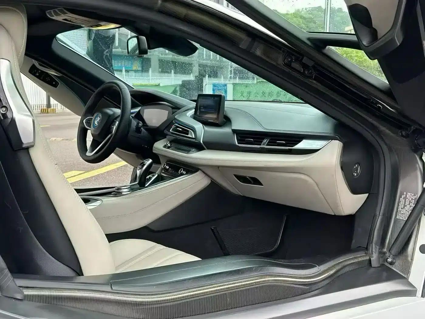 BMW i8 2014 Standard Edition — миниатюра 6