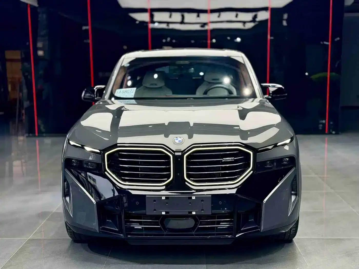 BMW XM 2023 50e — миниатюра 2