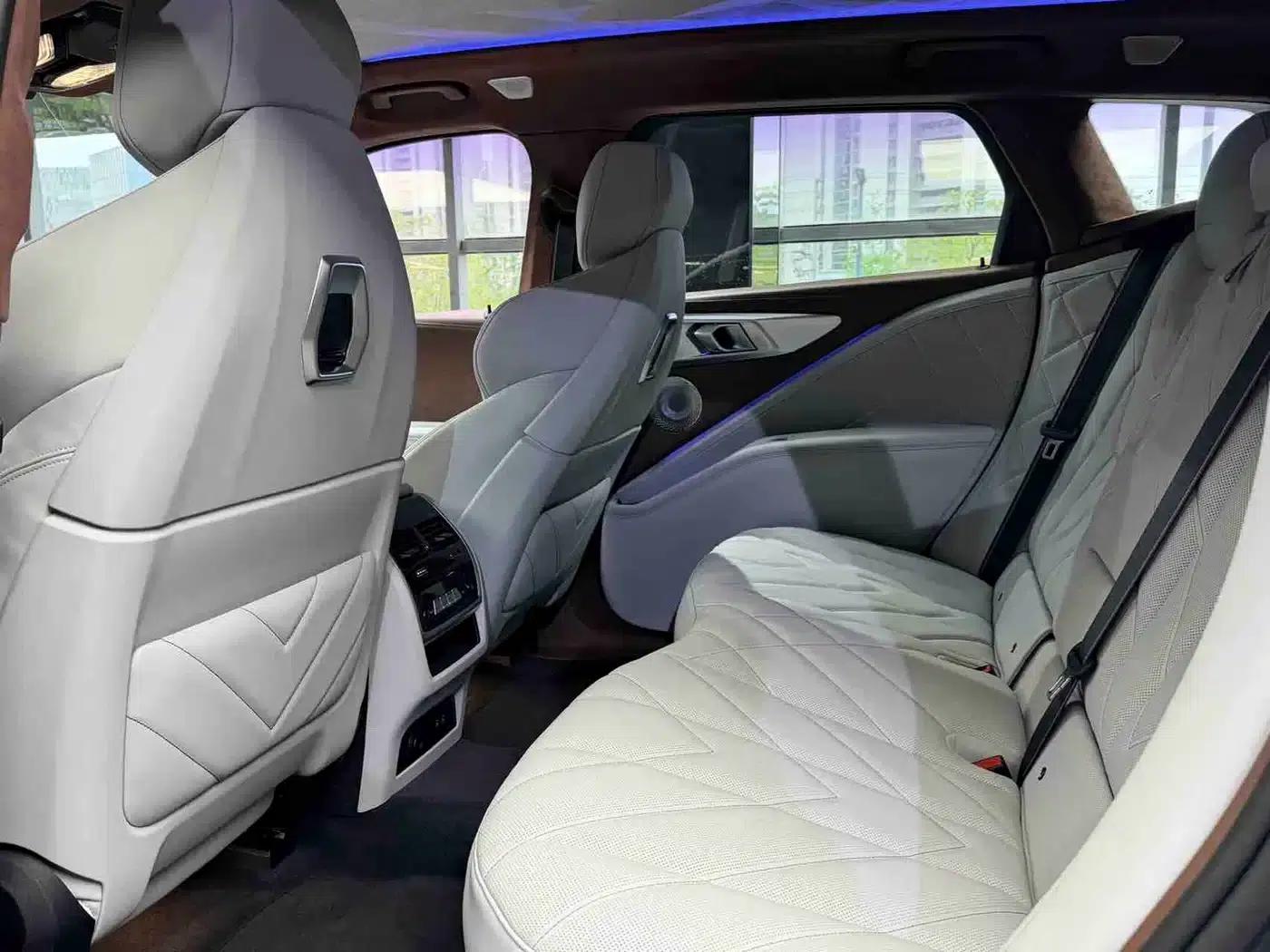 BMW XM 2023 50e — миниатюра 9