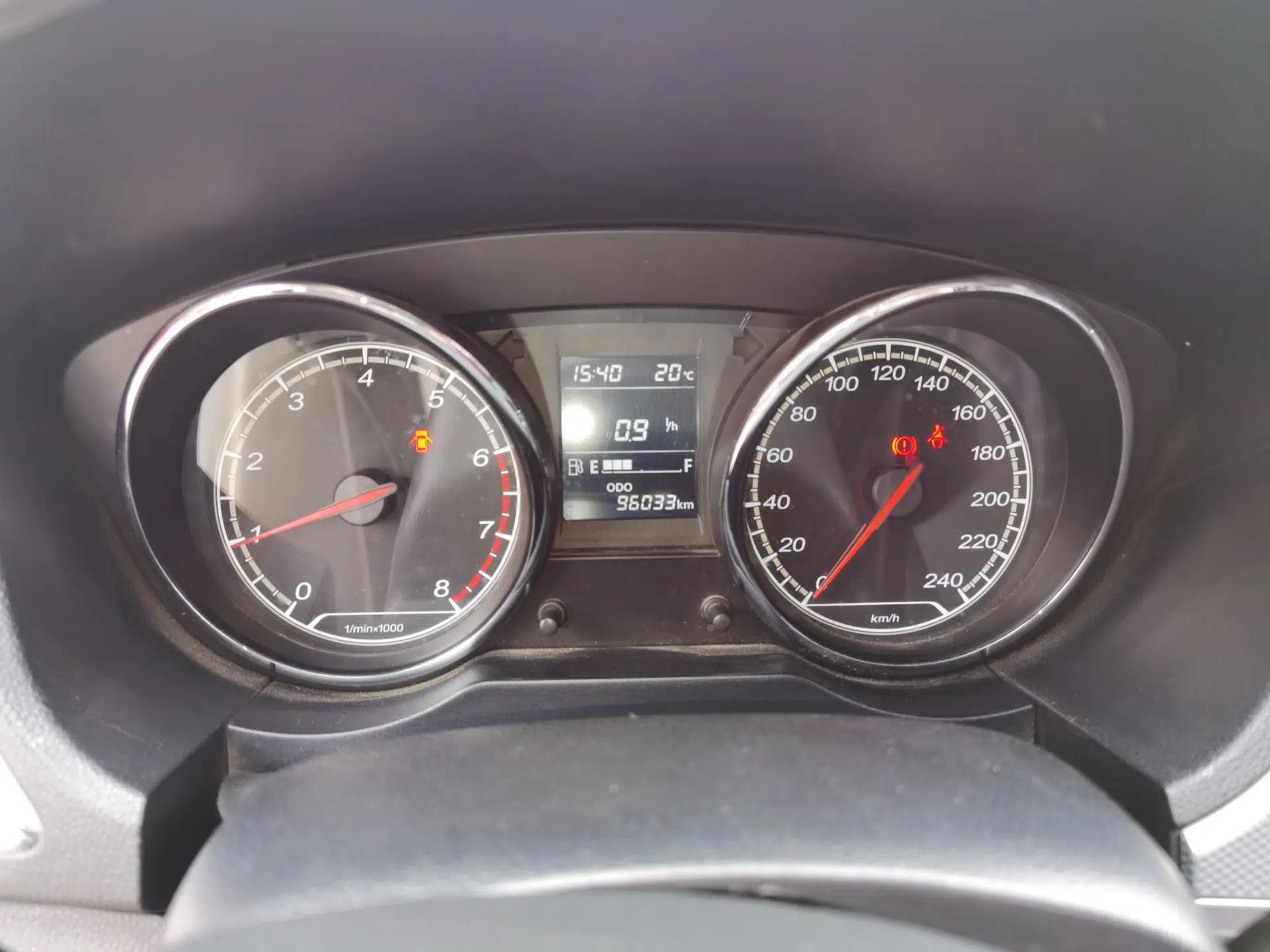 Bestune B30 2016 1.6L manual Comfort trim level — миниатюра 12