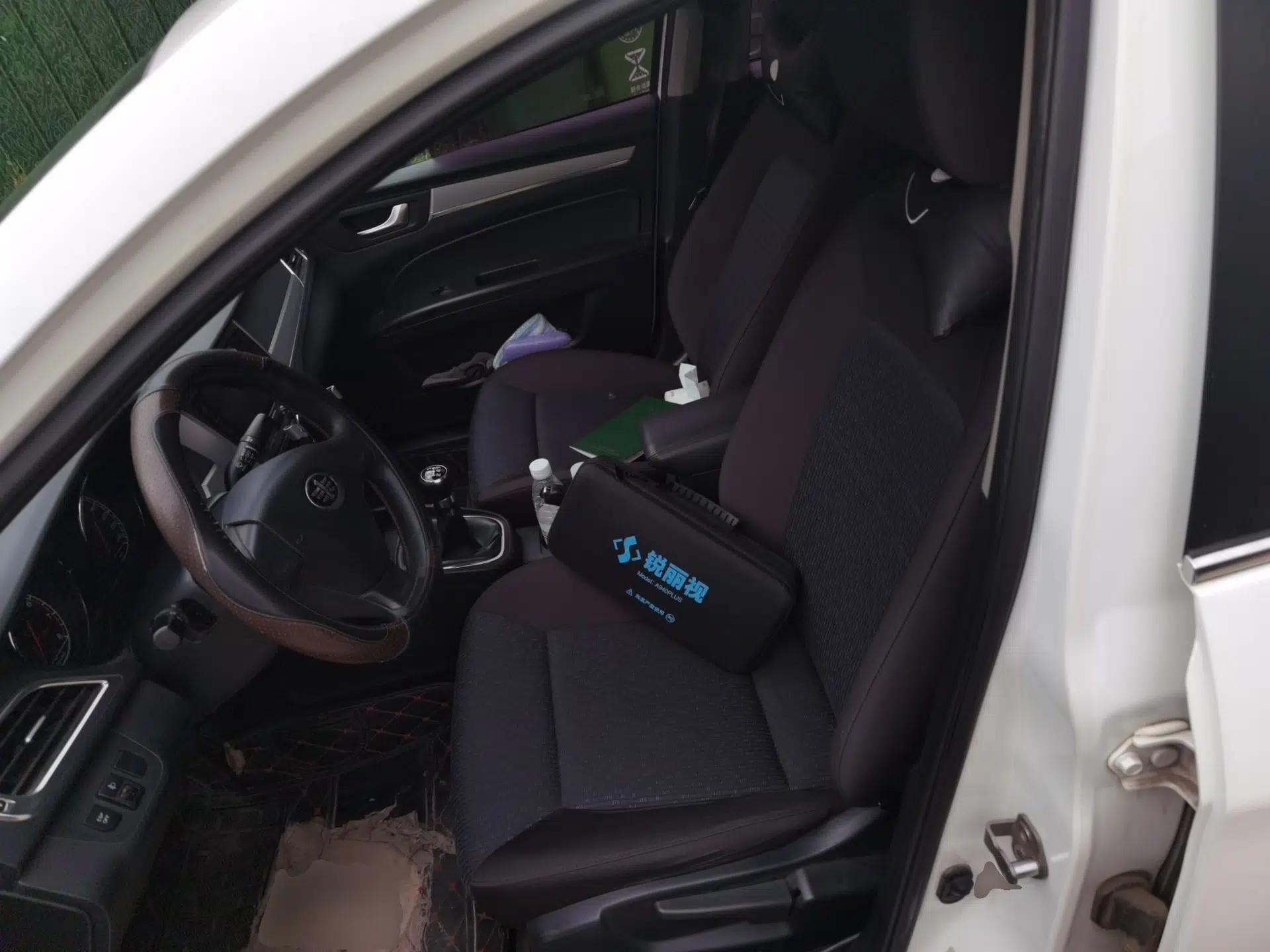 Bestune B30 2016 1.6L manual Comfort trim level — миниатюра 16