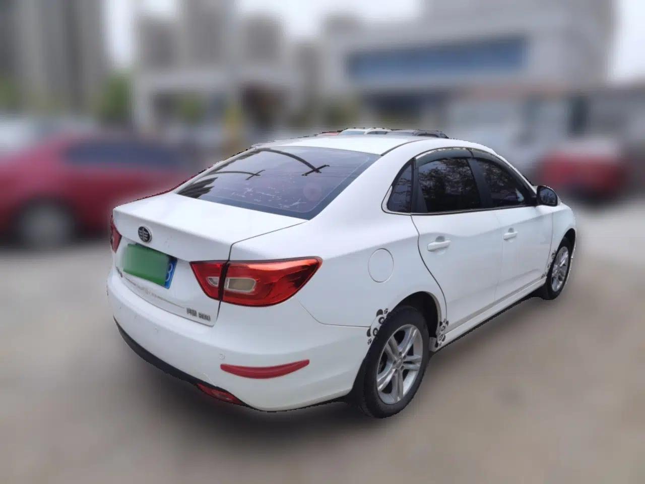 Bestune B30 2016 1.6L manual Comfort trim level — миниатюра 6