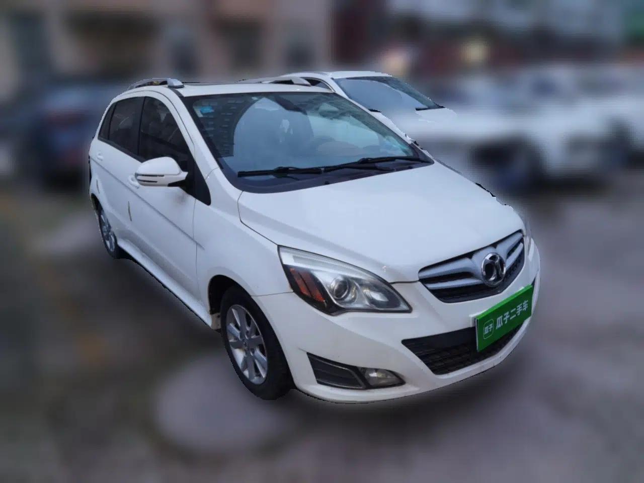 BAIC E Series 2013 Hatchback 1.5L Automatic Lotte Edition — миниатюра 3