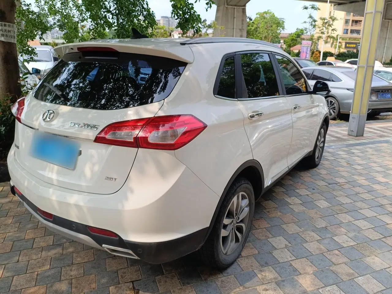 BAIC Senova X65 2015 2.0T Automatic Elite Model — миниатюра 4