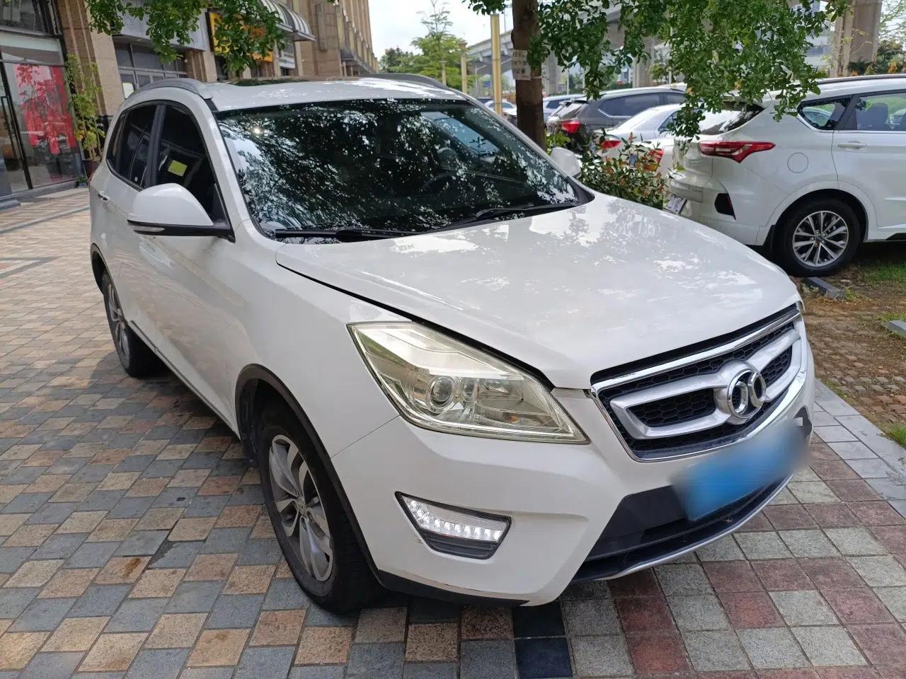 BAIC Senova X65 2015 2.0T Automatic Elite Model — миниатюра 6